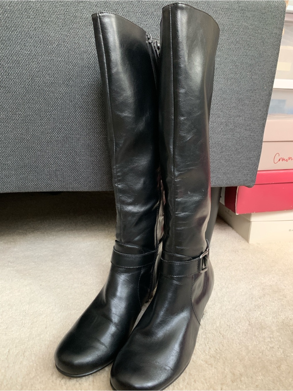 Classic Black Knee-High Heeled Boots